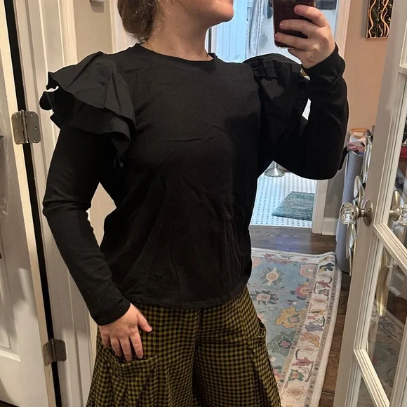 Who What Wear Flutter Sleeve Blouse - Picture 1 of 6